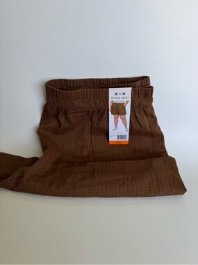 Three Dots brown textured pull-on kids shorts